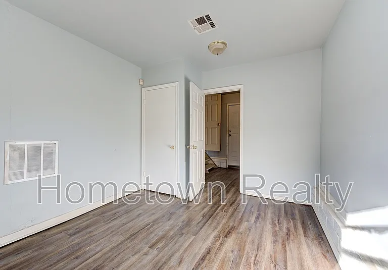 9809 N McKinley Ave — Photo 30