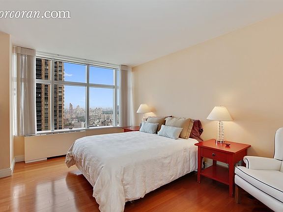 5th image of 160 W 66th St APT 36B
