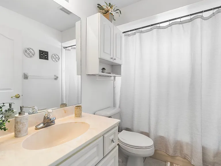 10360 SW 48th Ave — Photo 19