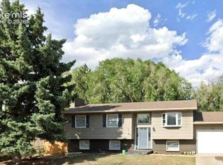 913 Cardinal St, Colorado Springs, CO 80911