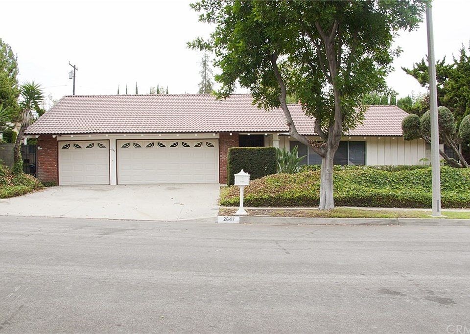 1st image of 2647 Sarandi Grande Dr