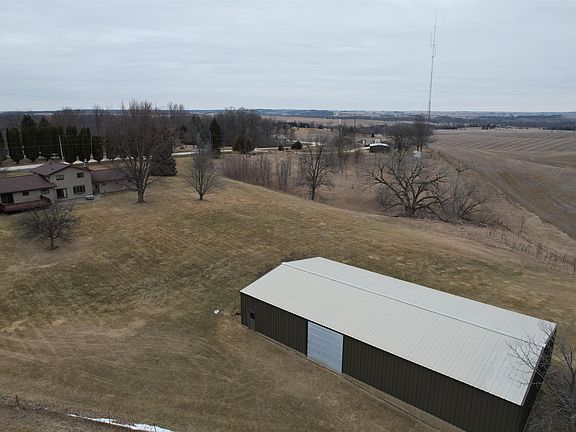 2nd image of 21726 Stone Bridge Rd