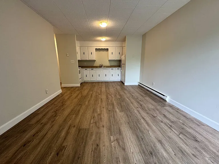 130 Sheldon Ave — Photo 4