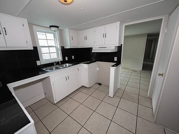 2nd image of 3118 Dudley Rd Lot 73