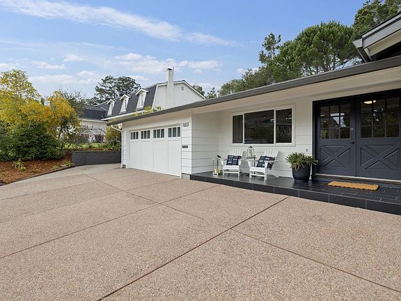 4th image of 3032 Arguello Dr