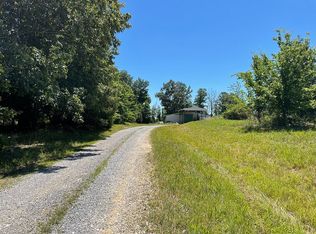 1499 N Church St, Portland, TN 37148