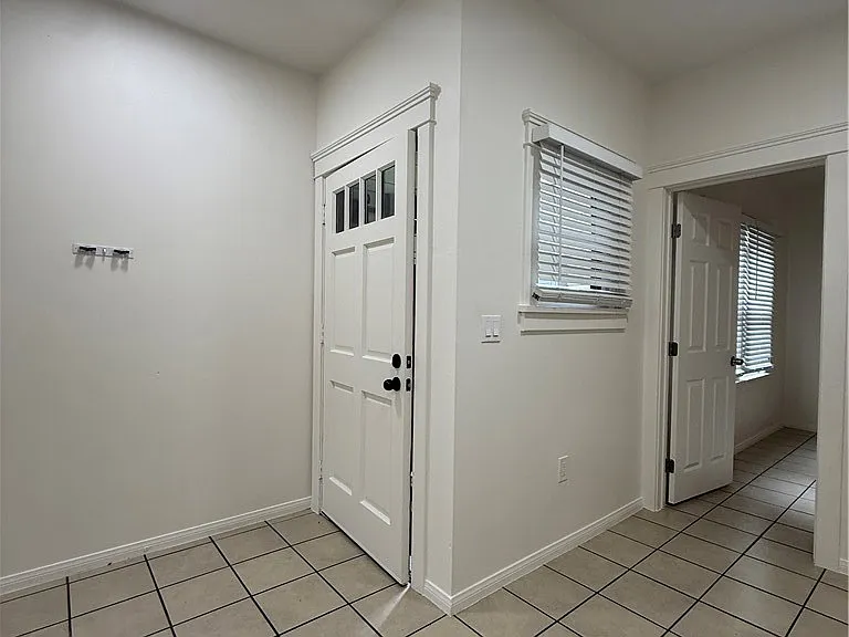 718 Chestnut Ave #15 — Photo 5