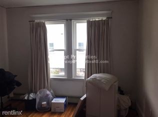 12 Hammondswood Rd #1M, Chestnut Hill, MA 02467