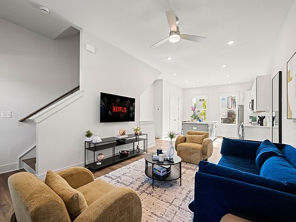 2nd image of 1389 Cozy Ct SE #1