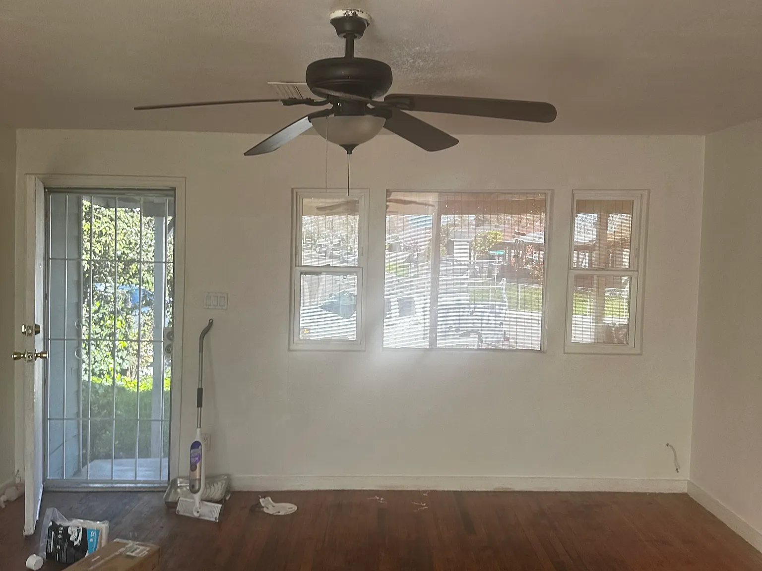2 bed, 980 sqft, $1,800 — Photo 1