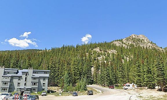 5th image of 9366 Fall River Rd Unit 106