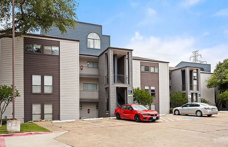 Mylo Apartment Homes — Photo 25