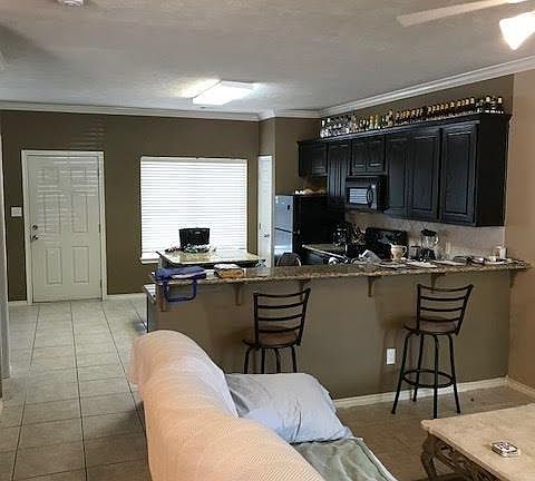 2nd image of 433 Forest Dr