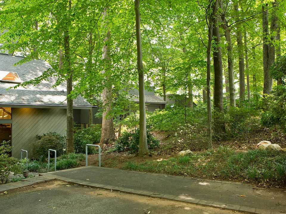 28 Kemp Rd E, Greensboro, NC 27410 Zillow