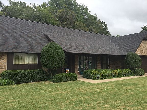 4th image of 9808 S Harvey Ave