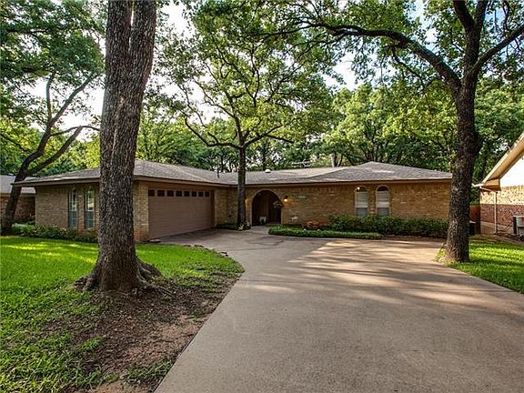 2nd image of 4701 Valleycrest Dr