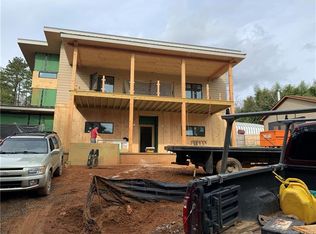 526 New Haw Creek Rd, Asheville, NC 28805