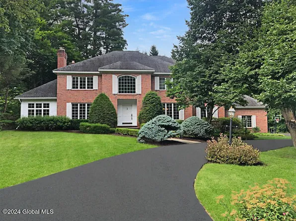 456 Little Falls Place, Guilderland, NY 12203