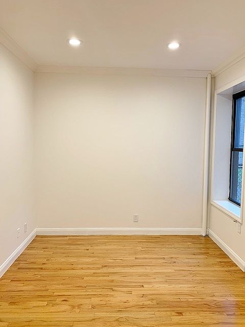 2nd image of 542 W 147th St #Yfl1