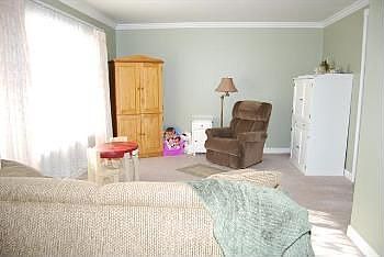 2nd image of 42260 Gloria Dr