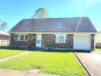 1st image of 675 Newport Cir