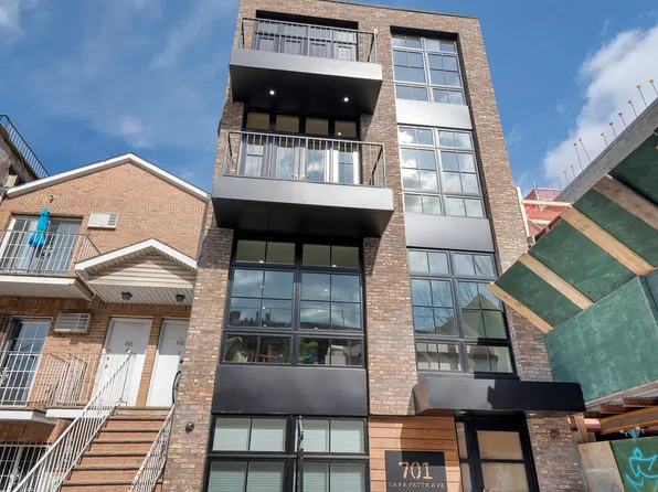 701 Lafayette Avenue