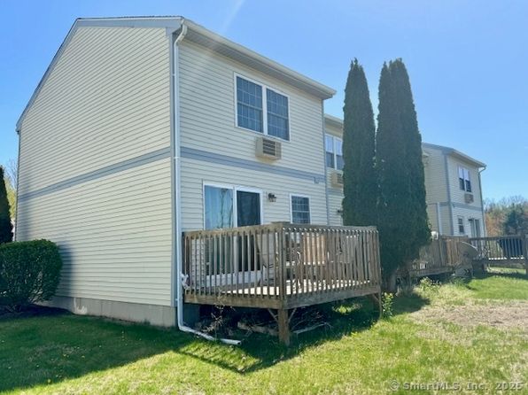 52 Crystal Ln APT D, Mansfield, CT 06268