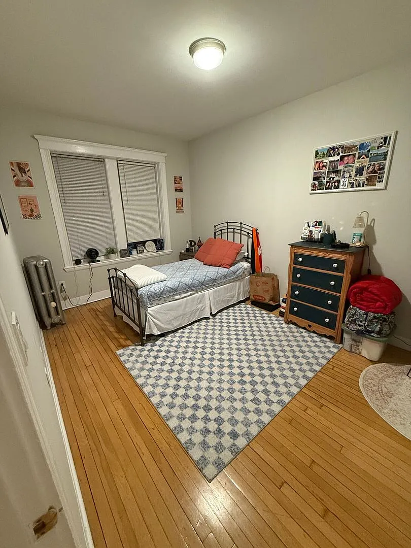 Beautiful 3 bed in Allston..... — Photo 2