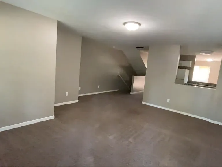 3010 S St #2 — Photo 5