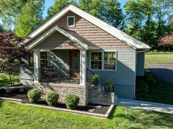 5739 Blandville Rd, Paducah, KY 42001