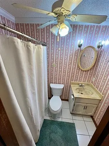 832 Dolphin Ct — Photo 8