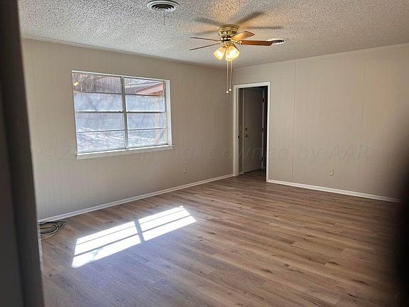 3rd image of 63 Southridge Dr