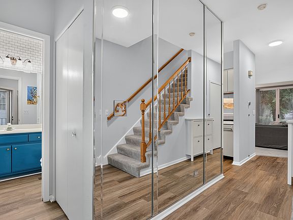 4th image of 1615 Woodcrest Cir