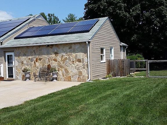 Front and side exterior