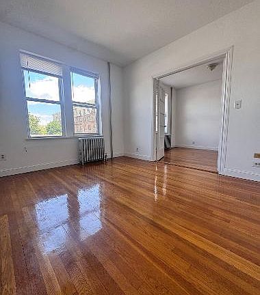 3rd image of 2146 29th St APT C1