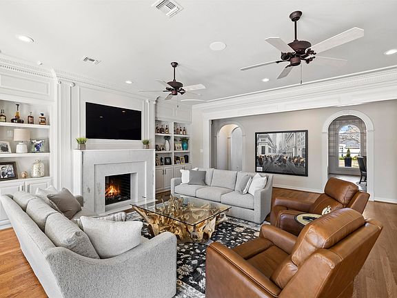 5th image of 7005 Gleneagles Dr
