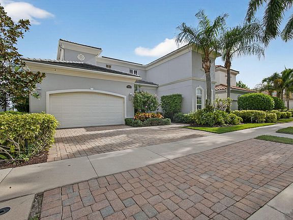 2nd image of 128 Siesta Way