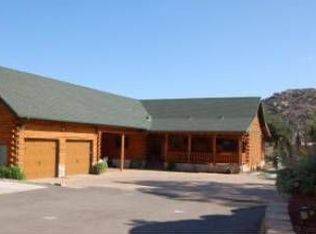 860 Midway Dr, Alpine, CA 91901