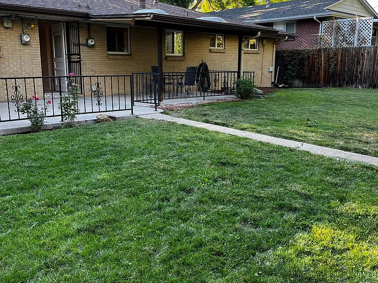 1910 Independence St — Photo 17