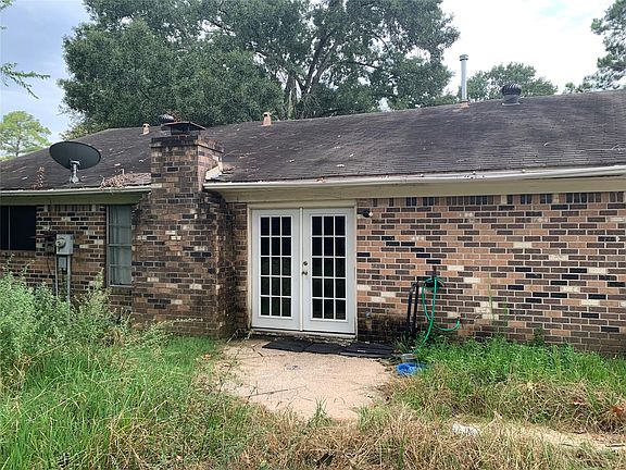 2nd image of 23830 English Oak Dr