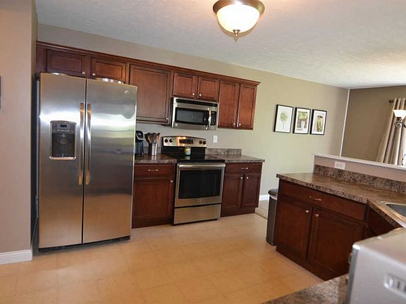3rd image of 331 Hennepin Dr