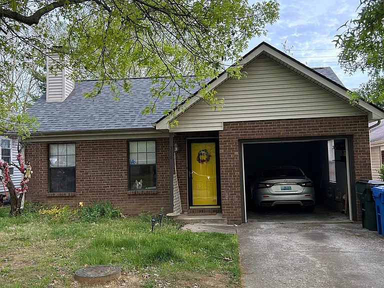 356 Pleasant Pointe Dr — Photo 3