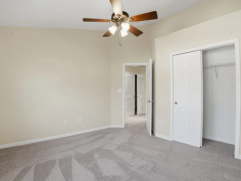 5658 Brownstone Dr — Photo 16