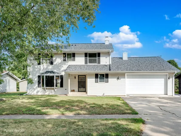 455 N Shabbona St, Coal City, IL 60416