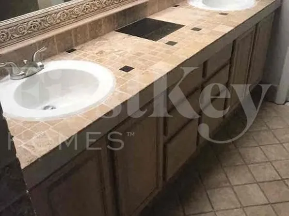 2698 44th Ter SW, Naples, FL 34116