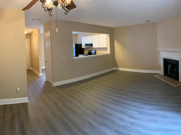 2406 Queen Anne Ct, Sandy Springs, GA 30350