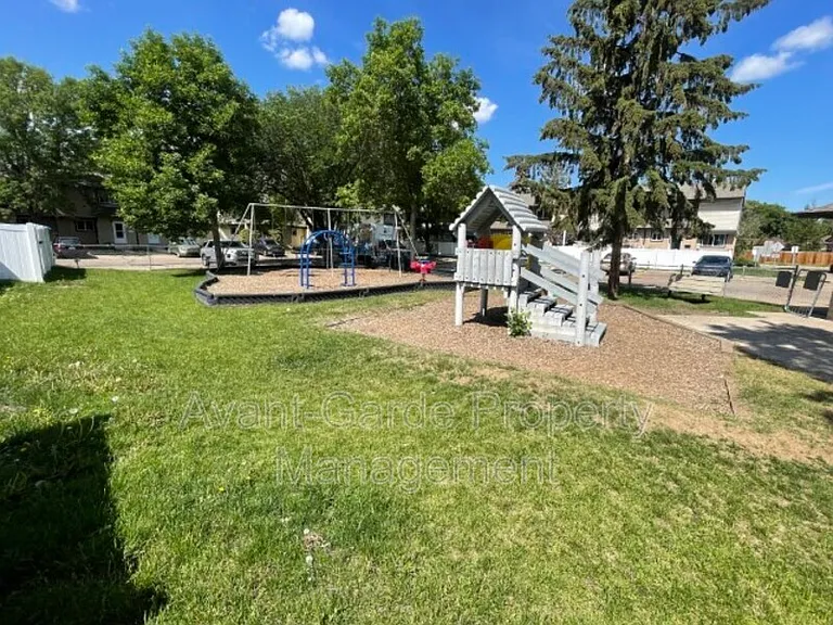 3213 142nd Ave NW — Photo 32