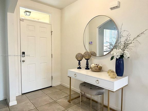 4th image of 6140 NW Regent St
