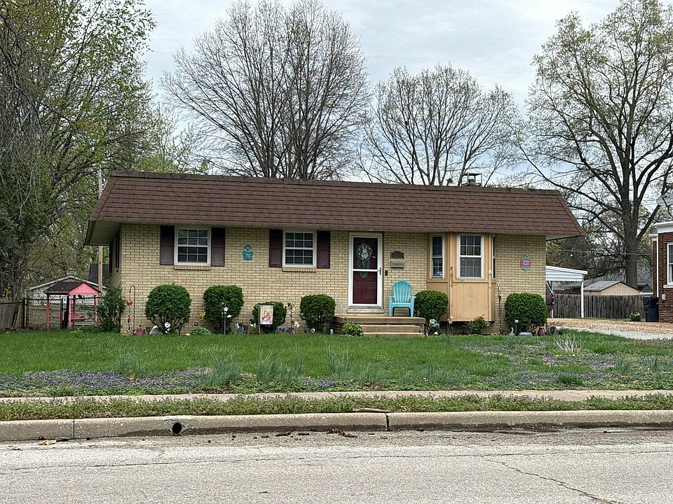 1st image of 1307 E B St