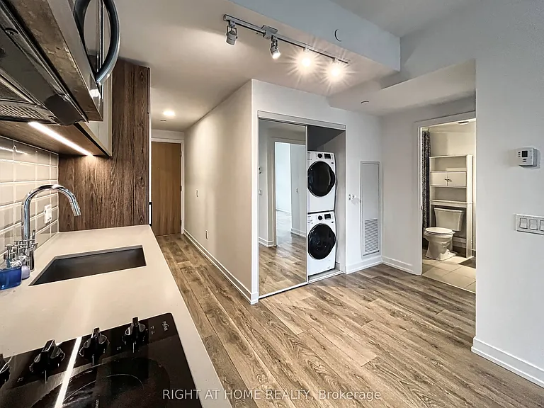 150 Logan Ave #437 — Photo 6